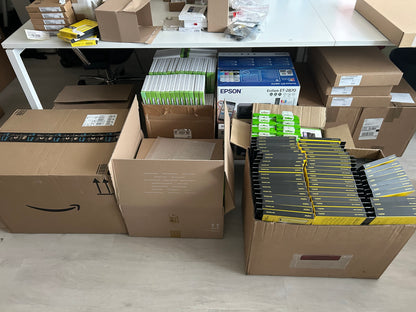 Mystery Überraschungs-Box | über 15 Artikel | Retouren & Neuwaren | min 250€ UVP | XXL Paket